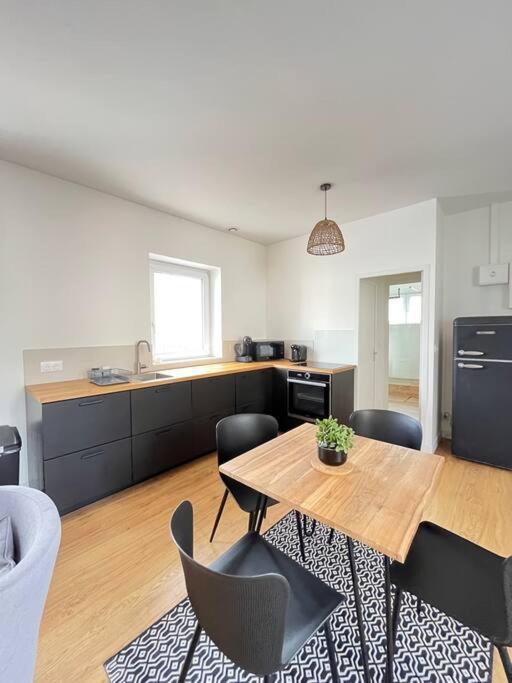 Banjul - Bel Appartement A แร็งส์ ภายนอก รูปภาพ