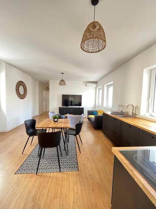 Banjul - Bel Appartement A แร็งส์ ภายนอก รูปภาพ